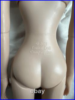 Tonner Tyler Wentworth 2006 Collection BASIC JANE PLATINUM 16 Fashion Doll BW