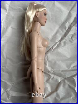 Tonner Tyler Wentworth 2006 Collection BASIC JANE PLATINUM 16 Fashion Doll BW
