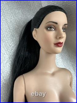 Tonner Tyler Wentworth 2006 Collection NUDE BASIC JANE RAVEN 16 Fashion Doll BW