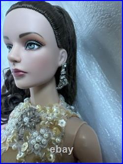 Tonner Tyler Wentworth 2006 FAO SCHWARZ PASTEL PHOENIX SYDNEY CHASE 16 Doll LE