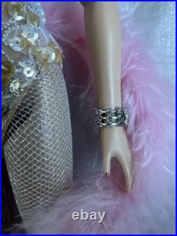 Tonner Tyler Wentworth 2006 FAO SCHWARZ PASTEL PHOENIX SYDNEY CHASE 16 Doll LE