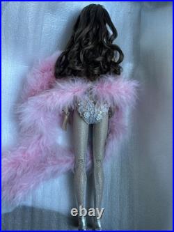 Tonner Tyler Wentworth 2006 FAO SCHWARZ PASTEL PHOENIX SYDNEY CHASE 16 Doll LE
