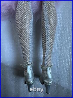 Tonner Tyler Wentworth 2006 FAO SCHWARZ PASTEL PHOENIX SYDNEY CHASE 16 Doll LE