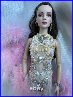Tonner Tyler Wentworth 2006 FAO SCHWARZ PASTEL PHOENIX SYDNEY CHASE 16 Doll LE