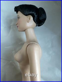 Tonner Tyler Wentworth 2006 NUDE WIZARD OF OZ 16 BASIC OZMOPOLITAN Doll + STAND Tonner Tyler Wentworth 2006 NUDE WIZARD OF OZ 16 BASIC OZMOPOLITAN Doll + STAND