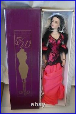 Tonner Tyler Wentworth 2006 On The Rocks Sydney 16 Fashion Doll LE 300 RARE