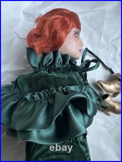 Tonner Tyler Wentworth 2007 16 GHOST OF CHRISTMAS PRESENT FASHION Doll BW BODY