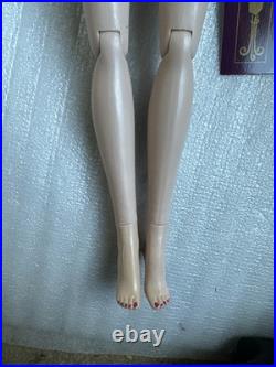 Tonner Tyler Wentworth 2007 BASIC BLACK BLONDE TYLER 16 Fashion DOLL BW BODY LE