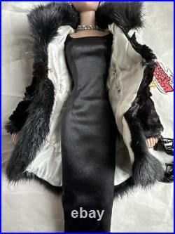 Tonner Tyler Wentworth 2007 Brenda Starr MIDNIGHT STARR CHANTEUSE 16 Doll LE300