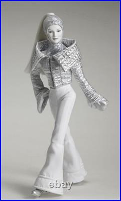 Tonner Tyler Wentworth 2007 COSMIC JETSET LUNA 16 Fashion Only NO DOLL Rare