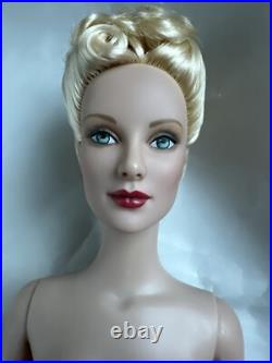 Tonner Tyler Wentworth 2007 HIGH SEAS Basic DAPHNE DIMPLES 16 NUDE Fashion Doll