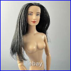 Tonner Tyler Wentworth 2007 NUDE DOLL Fifth Ave Fever LAYNE 16 withorig stand