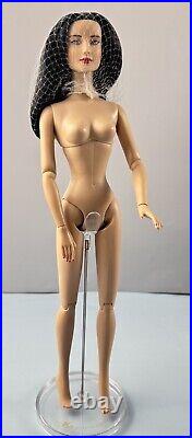 Tonner Tyler Wentworth 2007 NUDE DOLL Fifth Ave Fever LAYNE 16 withorig stand