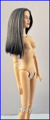 Tonner Tyler Wentworth 2007 NUDE DOLL Fifth Ave Fever LAYNE 16 withorig stand