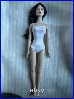 Tonner Tyler Wentworth 2007 ULTRA BASIC STELLA RAVEN 16 FASHION DOLL LE250 READ Tonner Tyler Wentworth 2007 ULTRA BASIC STELLA RAVEN 16 FASHION DOLL LE250 READ