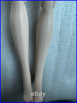 Tonner Tyler Wentworth 2007 ULTRA BASIC STELLA RAVEN 16 FASHION DOLL LE250 READ