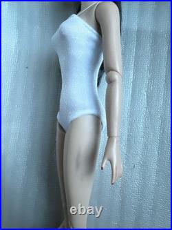 Tonner Tyler Wentworth 2007 ULTRA BASIC STELLA RAVEN 16 FASHION DOLL LE250 READ