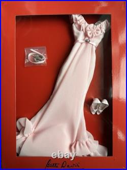 Tonner Tyler Wentworth 2009 COVER SHOOT Bette Davis 16 Fashion Doll Outfit NRFB