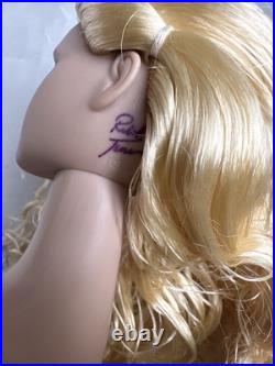 Tonner Tyler Wentworth 2009 Convention NUDE SIGNED MERCI EMILIE 16 Doll LE 125
