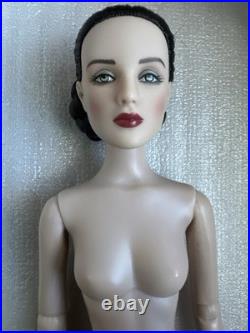 Tonner Tyler Wentworth 2009 NUDE EVOCATIVE ANTOINETTE 16 FASHION DOLL LE 150