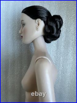 Tonner Tyler Wentworth 2009 NUDE EVOCATIVE ANTOINETTE 16 FASHION DOLL LE 150
