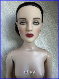 Tonner Tyler Wentworth 2009 NUDE EVOCATIVE ANTOINETTE 16 FASHION DOLL LE 150