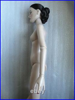 Tonner Tyler Wentworth 2009 NUDE EVOCATIVE ANTOINETTE 16 FASHION DOLL LE 150