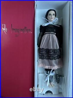 Tonner Tyler Wentworth 2009 SINISTER CIRCUS THE WAIF Fashion Doll LE 1000 NRFB Tonner Tyler Wentworth 2009 SINISTER CIRCUS THE WAIF Fashion Doll LE 1000 NRFB