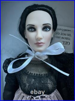 Tonner Tyler Wentworth 2009 SINISTER CIRCUS THE WAIF Fashion Doll LE 1000 NRFB Tonner Tyler Wentworth 2009 SINISTER CIRCUS THE WAIF Fashion Doll LE 1000 NRFB