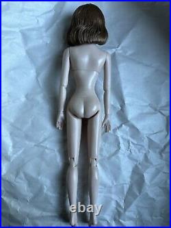 Tonner Tyler Wentworth 2010 16 CAROL BARRIE WIGGED FASHION Doll BW BODY No Box