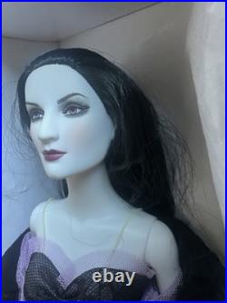Tonner Tyler Wentworth 2010 HALLOWEEN CONVENTION DEATH 16 Dressed Fashion Doll