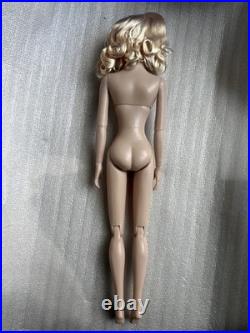 Tonner Tyler Wentworth 2010 HOLLYWOOD GLAMOUR OFF SET CAROL BARRIE NUDE 16 DOLL