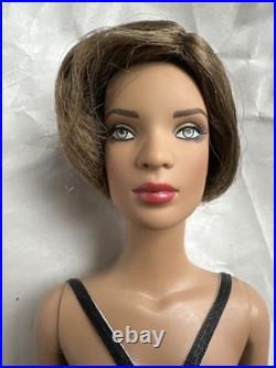 Tonner Tyler Wentworth 2010 WIGGED BASIC ESME 16 Fashion DOLL BW BODY +bodysuit Tonner Tyler Wentworth 2010 WIGGED BASIC ESME 16 Fashion DOLL BW BODY +bodysuit