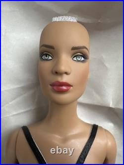 Tonner Tyler Wentworth 2010 WIGGED BASIC ESME 16 Fashion DOLL BW BODY +bodysuit Tonner Tyler Wentworth 2010 WIGGED BASIC ESME 16 Fashion DOLL BW BODY +bodysuit