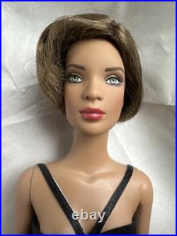 Tonner Tyler Wentworth 2010 WIGGED BASIC ESME 16 Fashion DOLL BW BODY +bodysuit Tonner Tyler Wentworth 2010 WIGGED BASIC ESME 16 Fashion DOLL BW BODY +bodysuit