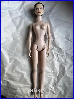 Tonner Tyler Wentworth 2011 16 PATRICIA HOLT FASHION Doll BW BODY No Box READ