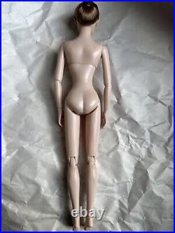 Tonner Tyler Wentworth 2011 16 PATRICIA HOLT FASHION Doll BW BODY No Box READ