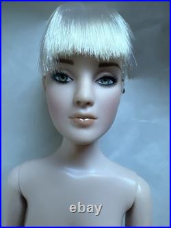 Tonner Tyler Wentworth 2011 NUDE OOAK REPAINT BOLD ANTOINETTE 16 FASHION DOLL