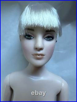Tonner Tyler Wentworth 2011 NUDE OOAK REPAINT BOLD ANTOINETTE 16 FASHION DOLL