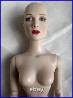 Tonner Tyler Wentworth 2011 READY TO DRESS CAROL BARRIE NUDE 16 FASHION DOLL LE Tonner Tyler Wentworth 2011 READY TO DRESS CAROL BARRIE NUDE 16 FASHION DOLL LE