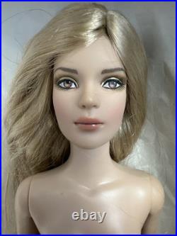 Tonner Tyler Wentworth 2012 NU MOOD NUDE WIGGED BLONDE 16 FASHION DOLL LE500 BW Tonner Tyler Wentworth 2012 NU MOOD NUDE WIGGED BLONDE 16 FASHION DOLL LE500 BW