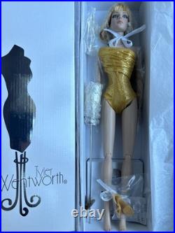 Tonner Tyler Wentworth 2013 ALL GLAMOUR SYDNEY DELUXE 16 Wigged Doll NEW NRFB