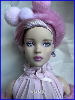 Tonner Tyler Wentworth 2013 CONVENTION COTTON CANDY CENTERPIECE CINDERELLA DOLL