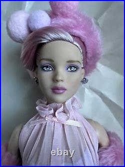 Tonner Tyler Wentworth 2013 CONVENTION COTTON CANDY CENTERPIECE CINDERELLA DOLL