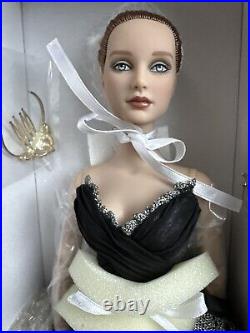 Tonner Tyler Wentworth 2013 Collection KIT STARLIGHT BALLET 16 DOLL NEW NRFB LE