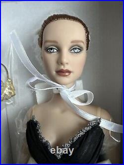 Tonner Tyler Wentworth 2013 Collection KIT STARLIGHT BALLET 16 DOLL NEW NRFB LE