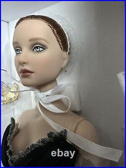 Tonner Tyler Wentworth 2013 Collection KIT STARLIGHT BALLET 16 DOLL NEW NRFB LE