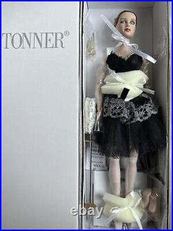 Tonner Tyler Wentworth 2013 Collection KIT STARLIGHT BALLET 16 DOLL NEW NRFB LE