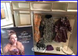 Tonner Tyler Wentworth 3 Doll with Wardrobe Box, Doll Stands, Anniversary Album