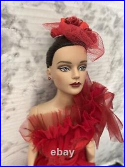 Tonner Tyler Wentworth All Drama Sydney Chase 16 doll complete